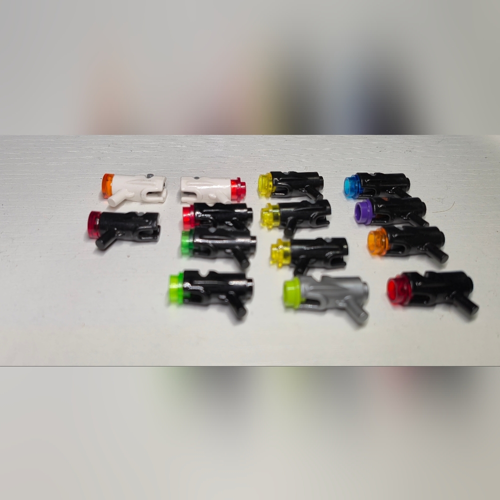 Lego Minifigure Mini Blaster;Shooters;P/N 15391/15392; MOC Lot (qty 18)